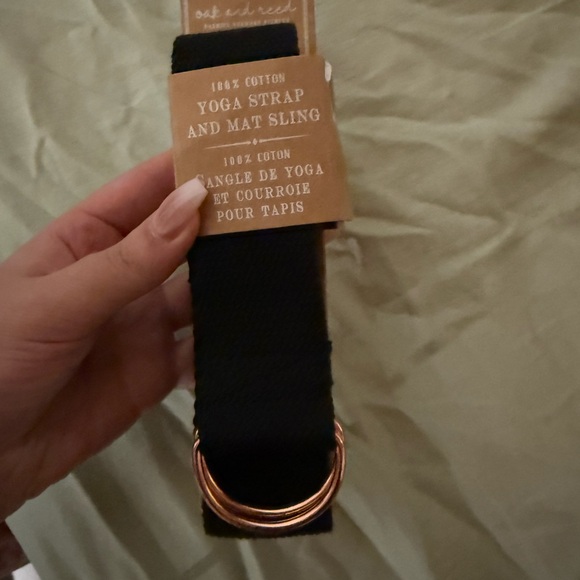 Oak and Reed Black Yoga Strap & Mat Sling - Picture 6 of 7